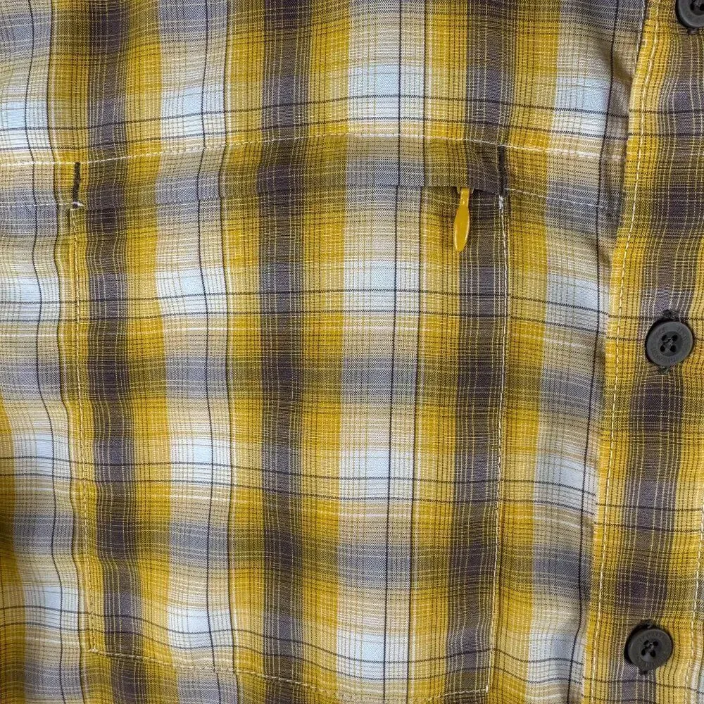 The North Face Camp Shirt Mens Medium Yellow Plaid Vented Outdoor Camping Hiking